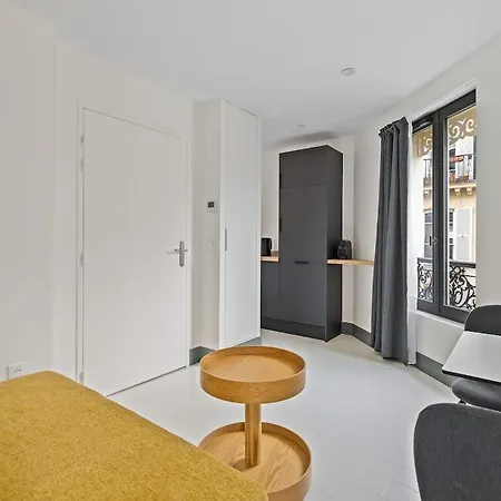 Appartement Atelier Bruant 3 *